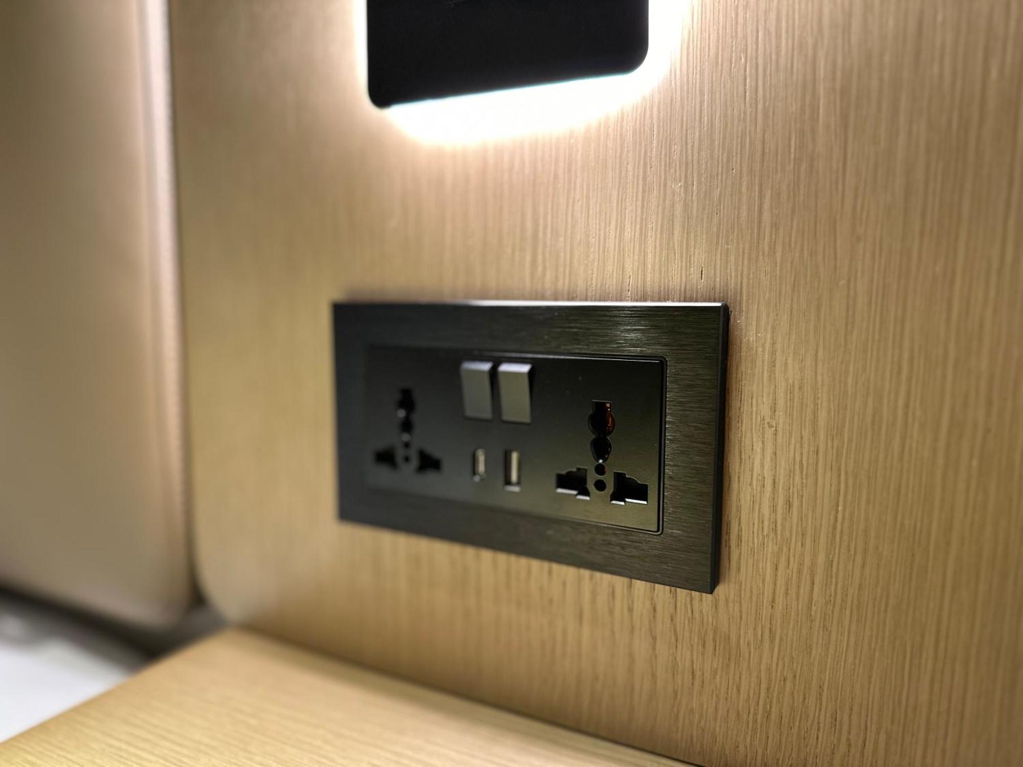 Jstar Hotel Shinsaibashi Осака Екстериор снимка