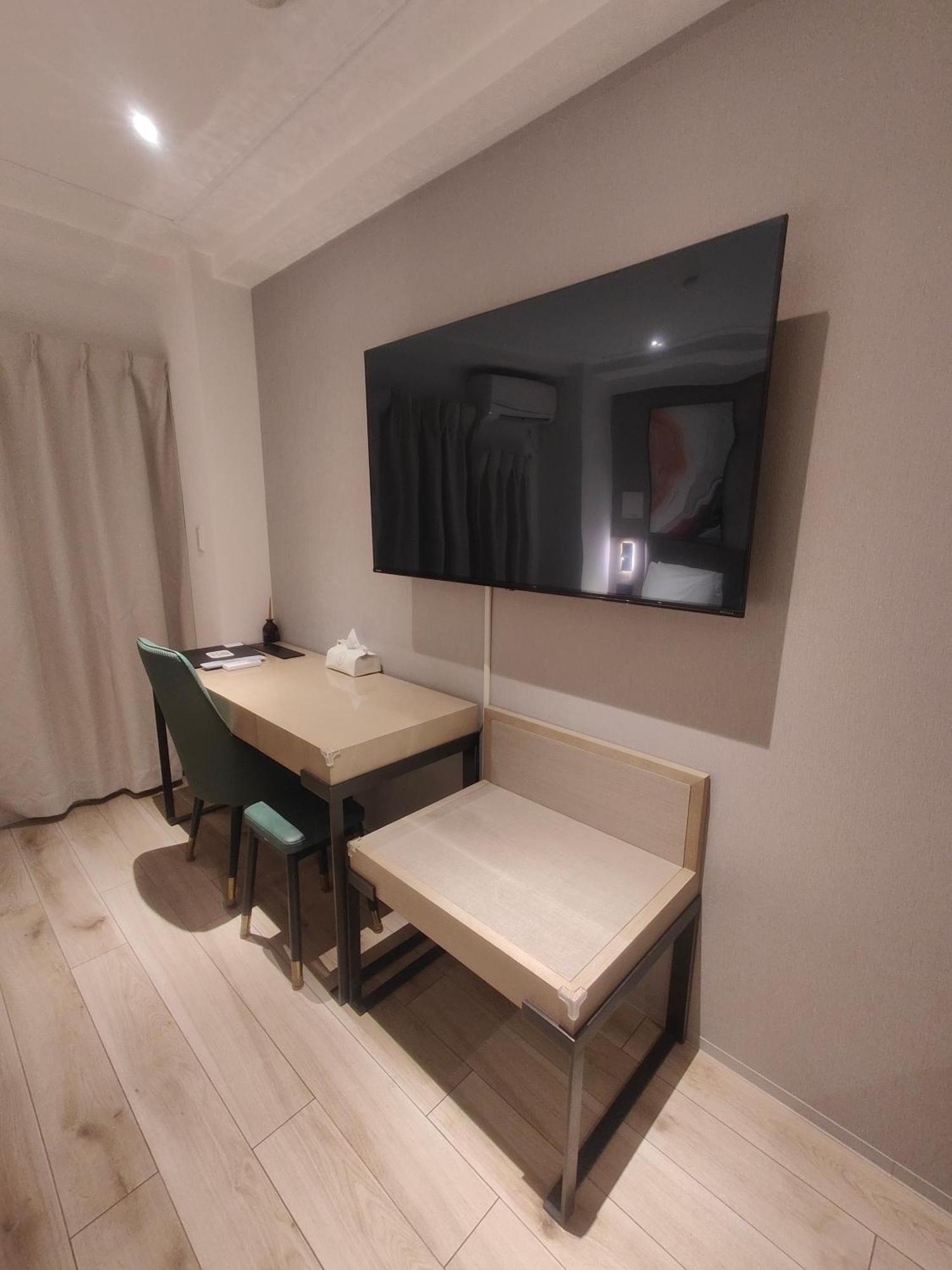 Jstar Hotel Shinsaibashi Осака Екстериор снимка